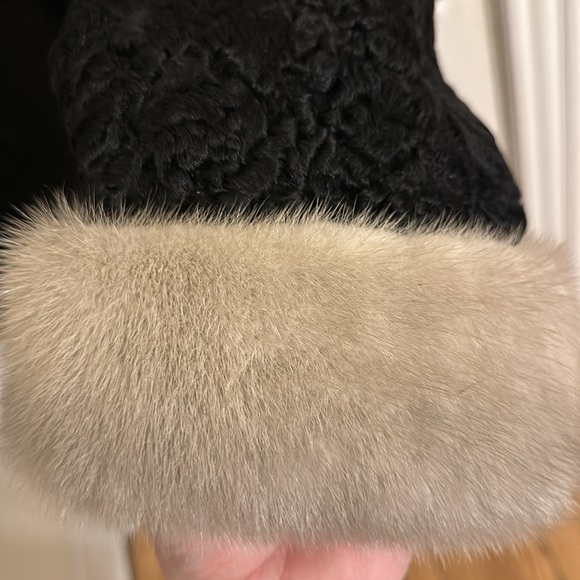 Vintage Persian Lambswool and Mink Coat - Picture 11 of 11